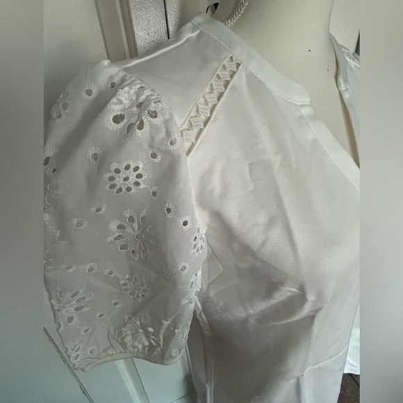 Kate Kasin Womens Puff Short Sleeve V Neck Lace Blouse Shirt New size Medium - Picture 3 of 9